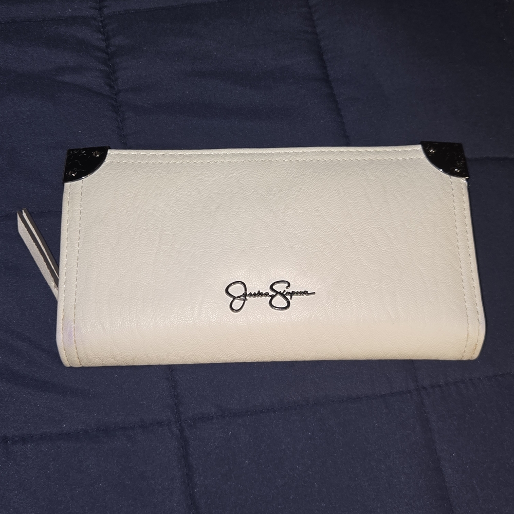Jessica Simpson Frankie Center Divider Wallet.